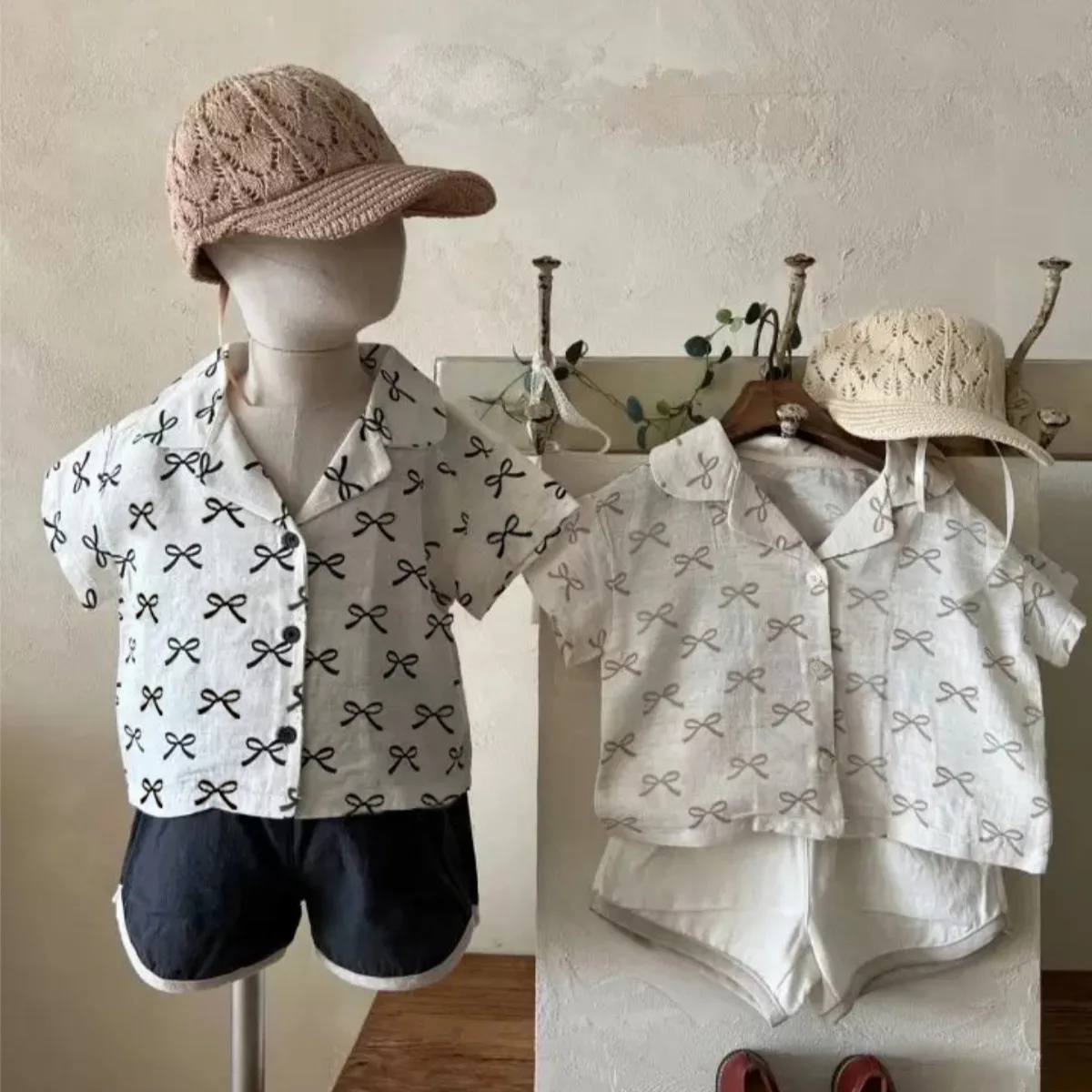 2026 Summer New Baby Short Sleeve Shirts Cotton Boys Lapel Shirts Infant Girls Bow Print Casual Tops Toddler Clothes