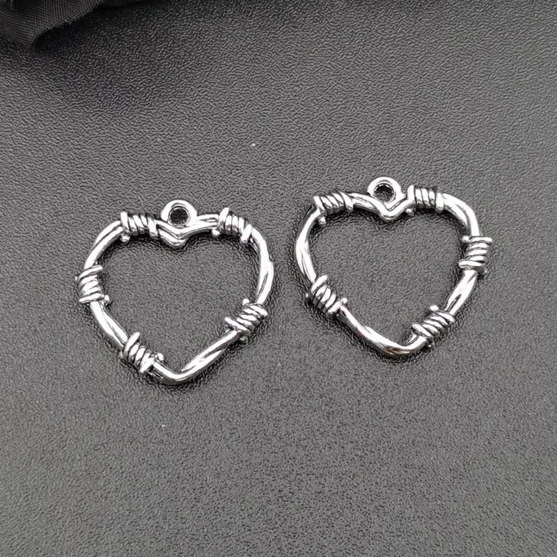 10pcs 23*24mm Silver Black Color Thorns Heart Charms Pendant Designer Charms Fit Jewelry Making DIY Jewelry Findings
