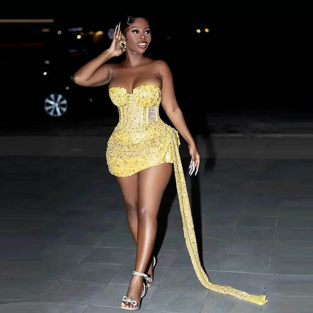 

With Side Train Exposed Boning Homecoming Dress Summer Beach Dance Aso Ebi Party Gowns Sequined Sexy Short Cocktail Dresses