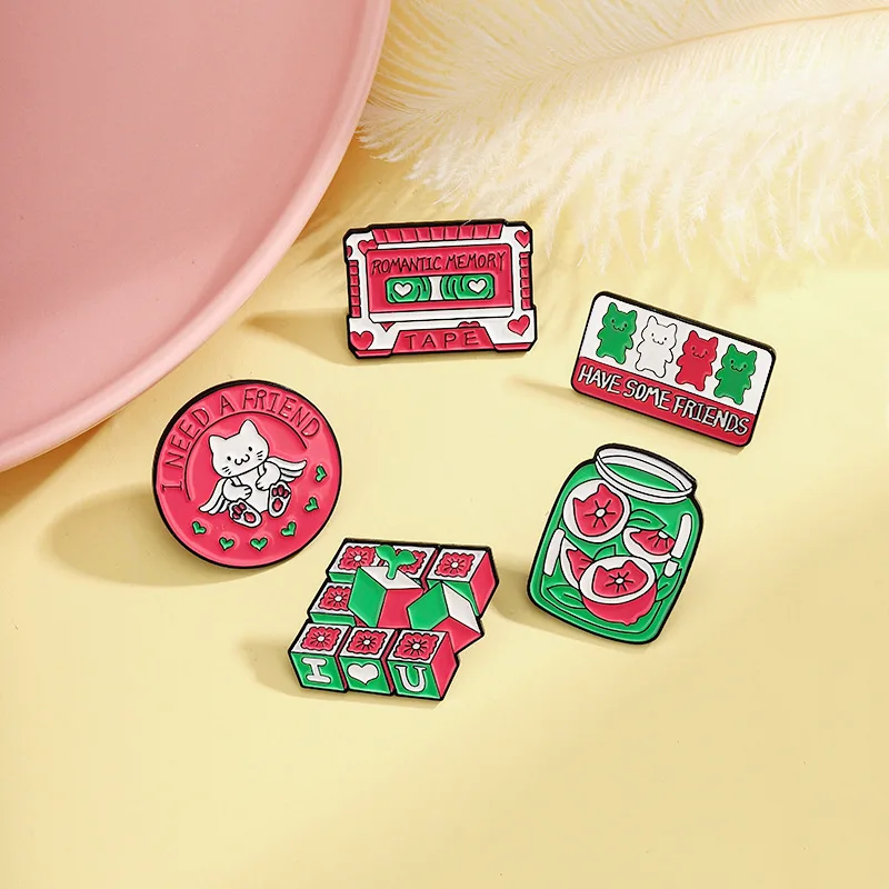 

Fashion pop music cassette badge circular angel lemon fruit can rolling blind box shaped brooch