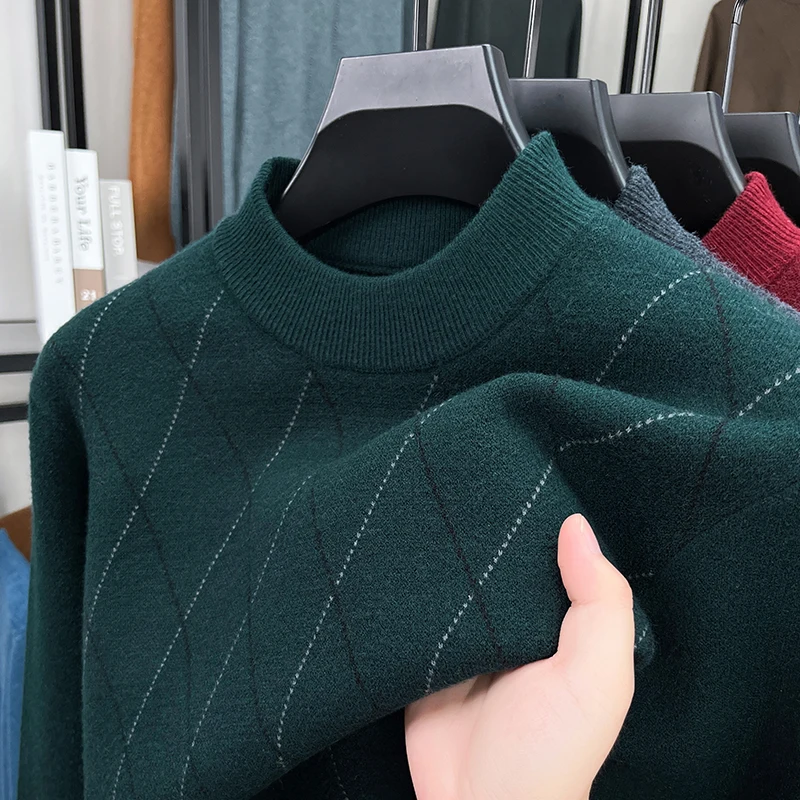 Man Luxury Autumn Winter New Long Sleeves Knitwear Mock Neck Fleece-Lined Thickened Jacquard Tops Korean-Style Leisure Mens Wear