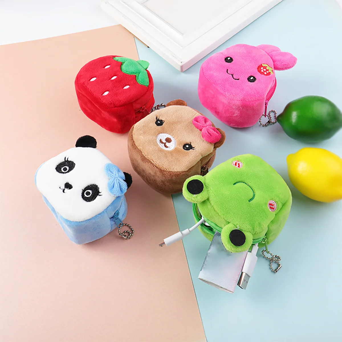 1/2 Piece Mini Urban Simple Plush Cartoon Cute Duck Frog Puppy Strawberry Zipper Pet Snack Bag Coin Purse Birthday Gift Key Bag Small Makeup Bag Storage Bag Animal