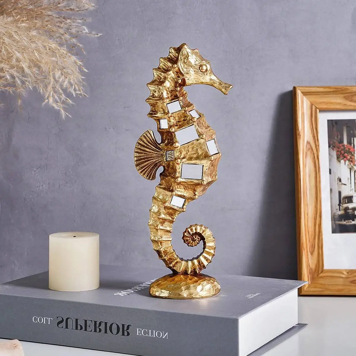 Resin Handicrafts Simulated Seahorse Sculpture Mirror-golden Seahorse Ocean Decorative Figurines Home Decoration Accessories