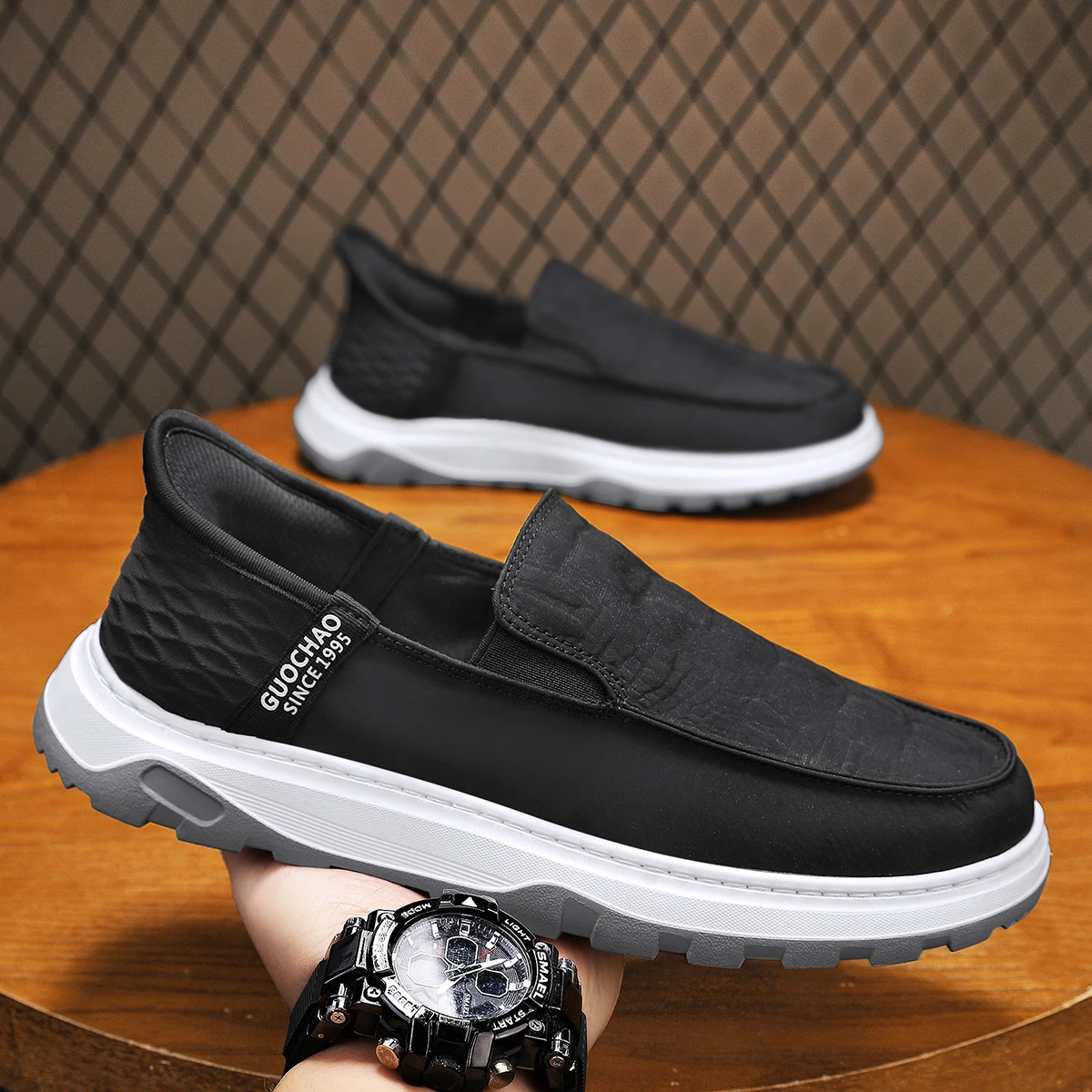 

Casual Men's Loafers Light Gray Comfortable Casual Shoes Fashionable Design in 2025 Ice Silk Fabric Walking Shoes for Daily Wear