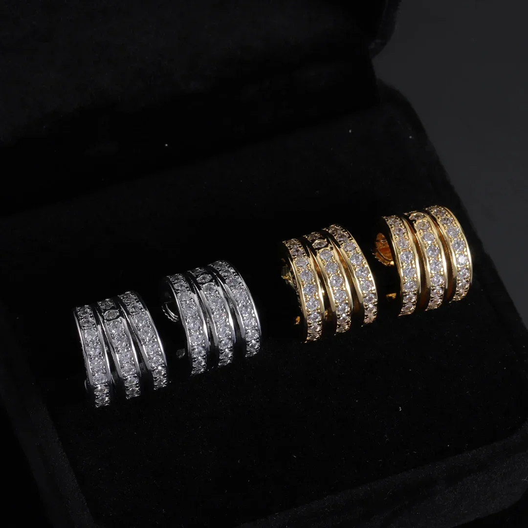 

2025 New Arrival! S925 Sterling Silver Countess Ear Studs, High-End Fashion, Boost Charm, Best Price!
