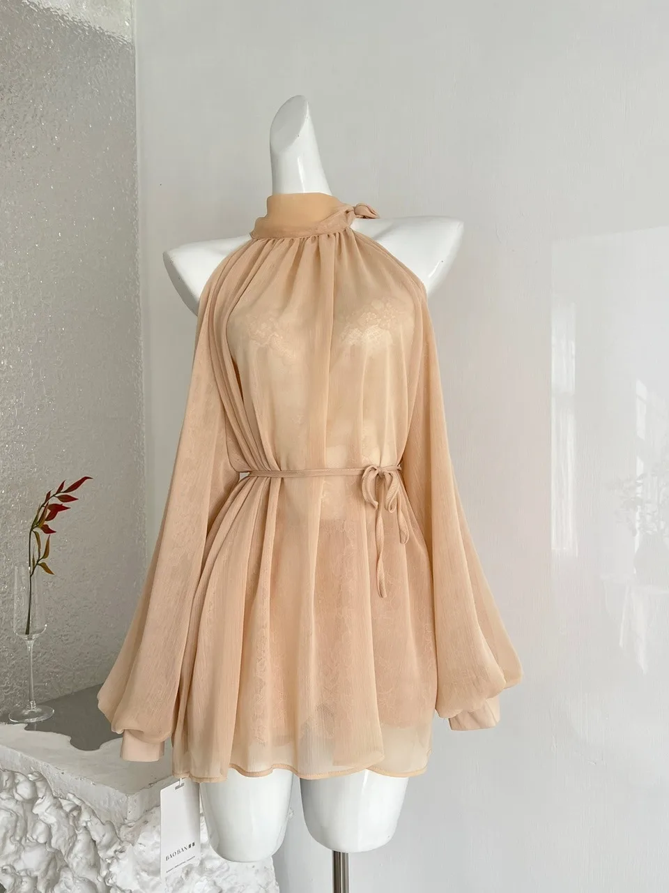 

Romantic Aosphere Loose irt Women's French Sle High Collar Lantern Sve Hanging Ne Bow Tie oulder Exposure Top