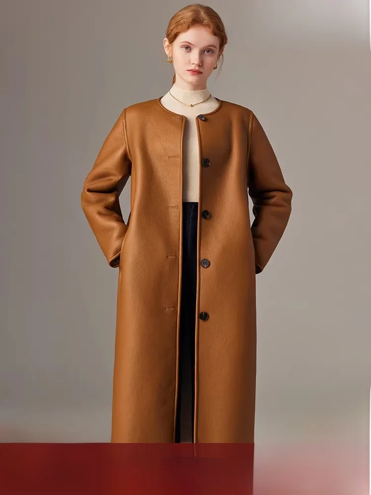 

Пальто из овчины средней длины для молодых женщин, комбинированное из кожи и меха, с пуговицами, длинными рукавами