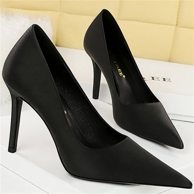 2024 Women\'s Pumps PU Leather Beige Black Green Apricot Pointed Toe 10cm Thin High Heels Party Fashion Lady Shoes Big Size 34-43