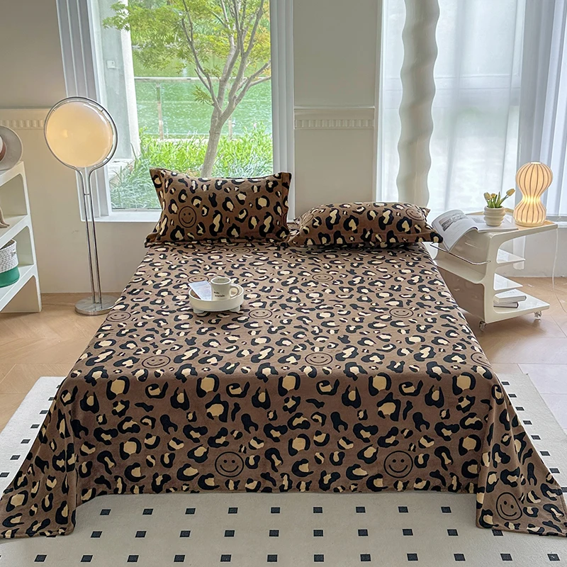 

3pcs Leopard Print Milk Velvet Warm Bed Sheet Set Girls Women Bedroom Decoration Queen Bed Cover with 2 Pillowcases Soft Bedding