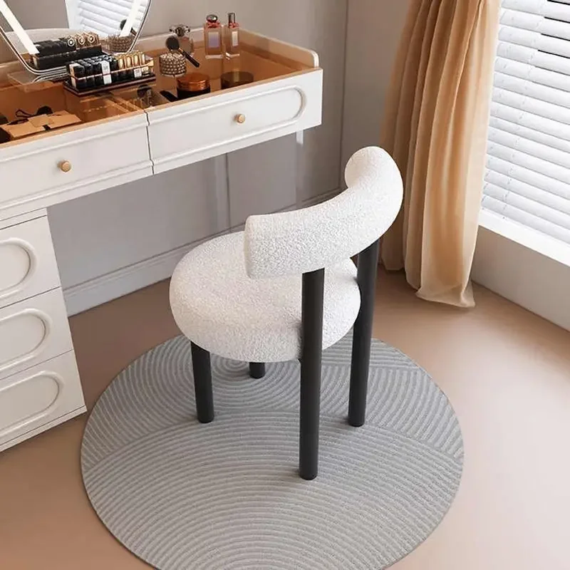 Luxury Dressing Chair Makeup Stools  Household French Modern Backrest Simple Designer Nail Dresser Stool Living Room Furniture