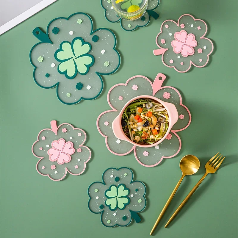 Clover PVC Coasters Kitchen Hangable Dish Pan Mat Non-slip Anti-scald Heat-resistant Placemats Coaster  Accessory