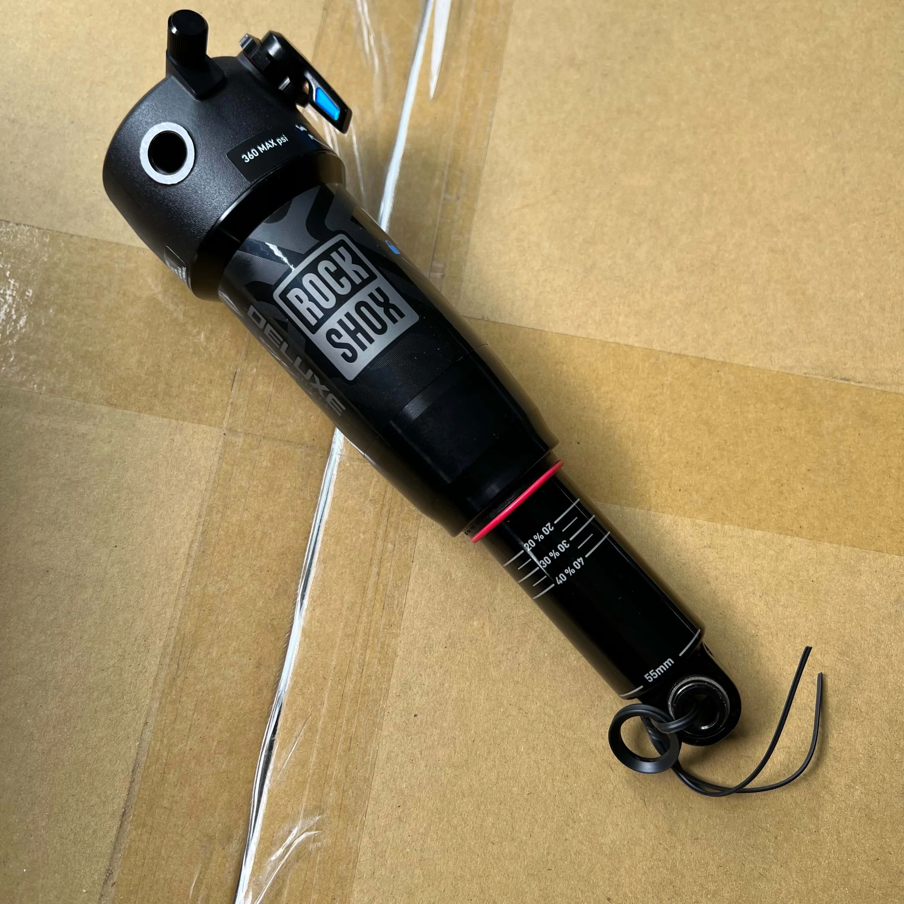 ROCKSHOX ديلوكس الصدمات الخلفية MTB Trail Bike Debon Air 185/205/225 trunnion هوائي سوفتيل MTB الخلفية الشجاعة