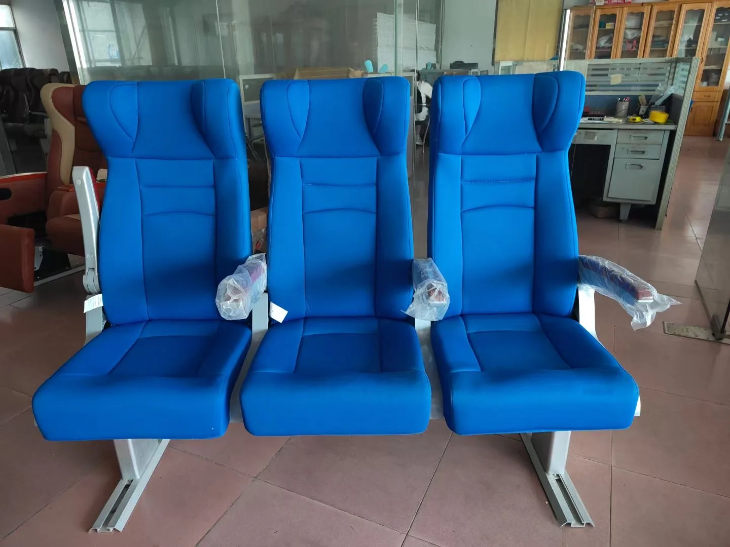 マリンラグジュアリー調整可能快適アームレスト付きマリンフェリー乗客席旅客船シート