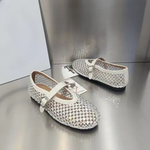2025 신상 명품 크리스탈 라인스톤 피쉬넷 발레 플랫 여성 브랜드 디자인 리벳 메쉬 메리제인 슈즈 여성 여름 로퍼