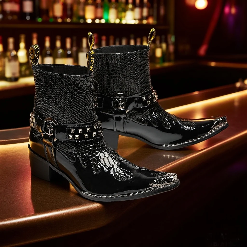 Schwarze Herren-Stiefeletten aus Schlangenleder mit Nietenbesatz, Blockabsatz, auffälliges Design, modische Schuhe für Bars, Bühnen, Streetwear und besondere Anlässe. – Detail 4