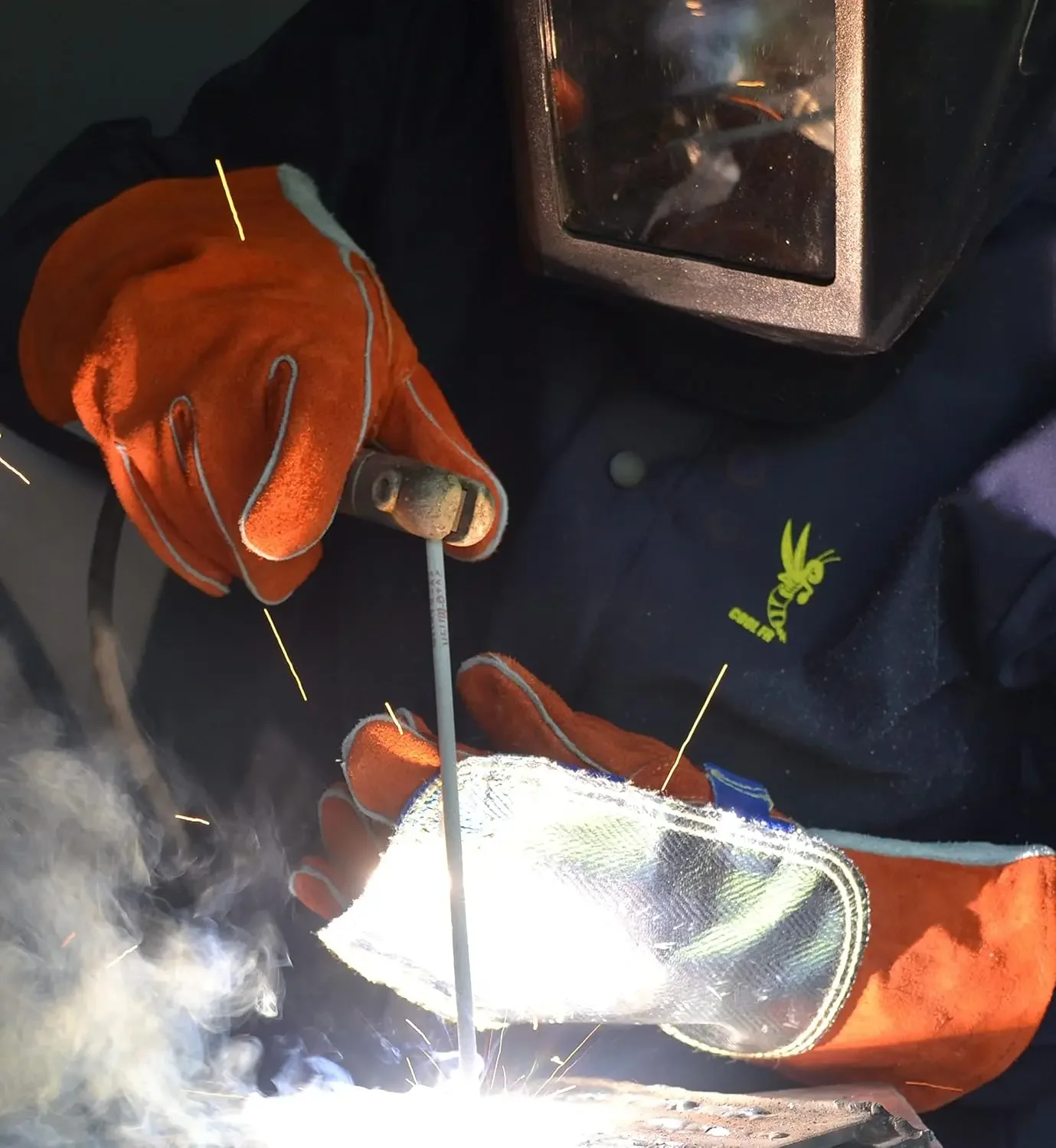 Aluminized Back Hand Pad with Kevlar Stitching - Heat Deflector