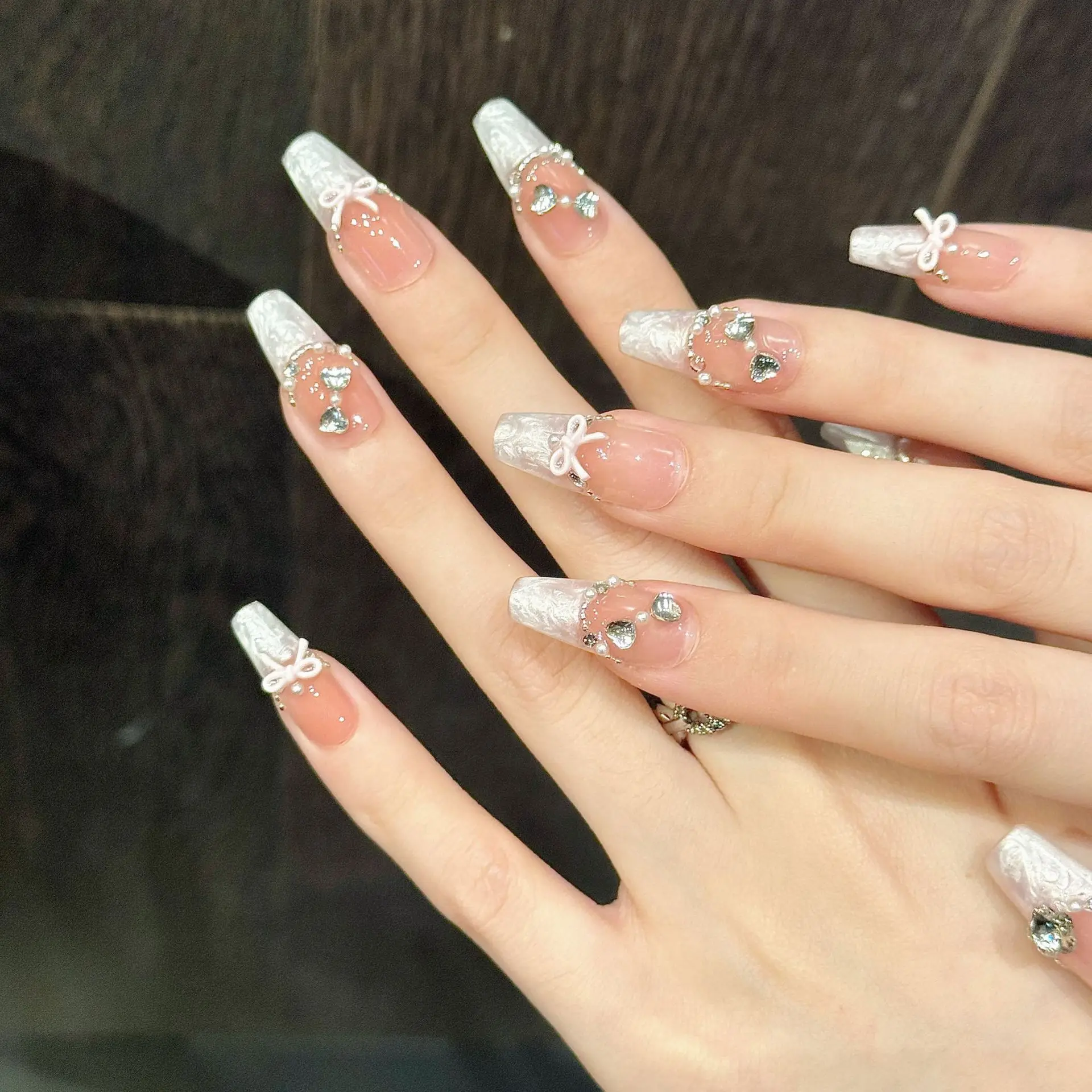 

10pcs Handmade French Press on Nail Sweet Cute Bow Rhinestone Design Fake Nail for Girl Wearable Reusable Shiny False Nail Tips