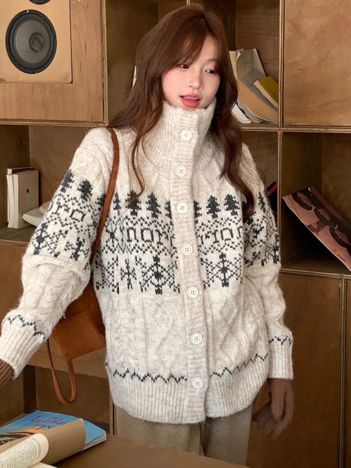

Women's High Collar Knitted Sweater Coat Thiened Warm Twisted Knitting Vintage Embroidery Design Winter Outerwear Cardigan