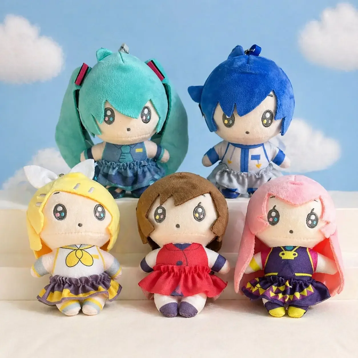 chaveiro-de-pelucia-familia-vocaloid-hatsune-miku-bonecos-miniatura-versao-q-de-kaito-rin-len-luka-e-meiko-para-decoracao-de-bolsas-e-presente-para-fas