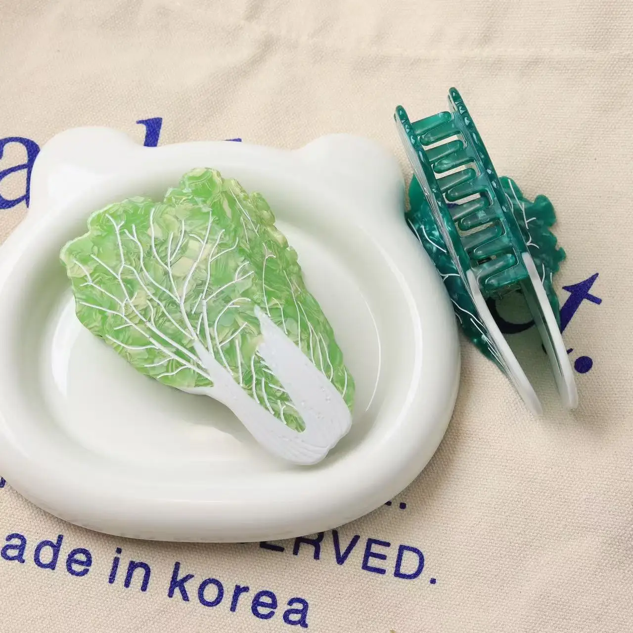 

Creative Vegetable Series Acetate Hair Claw Large Chinese Cabbage Claw Clips Crab Hair Clips for Women Girls Hair Accessories