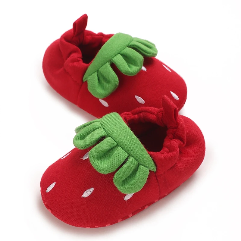 Baby Cute Crib Shoes Toddler First Walking Shoes Strawberry Soft Slip-on Sneakers Infant Crib Shoes for Boys Girls