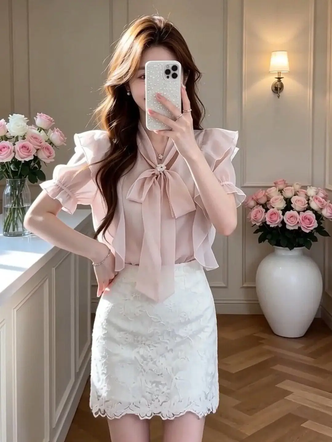 

Slim Fit Short Sleeve V-Neck Shirt for Women Knot French Style Summer New Arrival Slimming Top City Walk Suitable