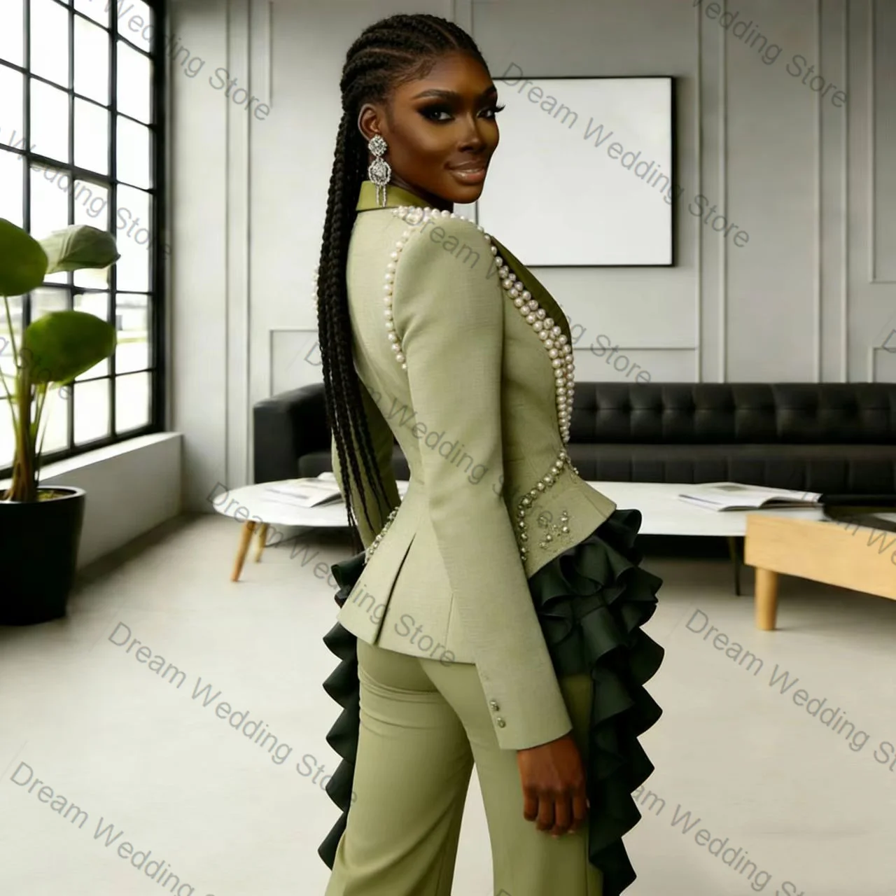 

Женский костюм с жемчужным декором, зеленый, 2 предмета: пиджак и брюки с рюшами, весенний, для офиса, нарядный, для гостей на свадьбу, на заказ