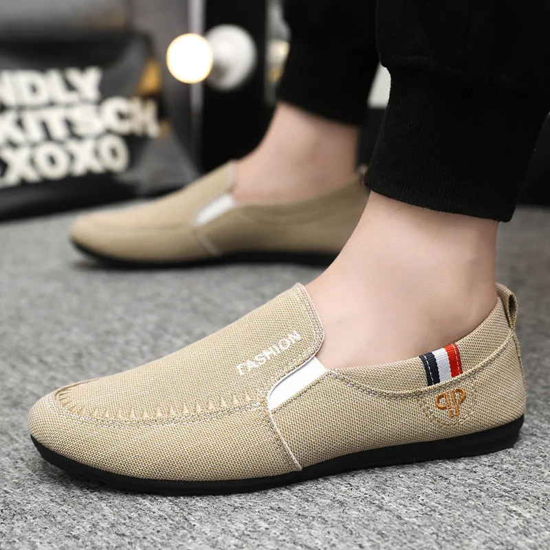 Men's Classic Canvas Shoes Casual Slip on Loafers Fashion Vulcanized Flat Shoes Non Slip Walking Skateboard Shoes New Zapatillas