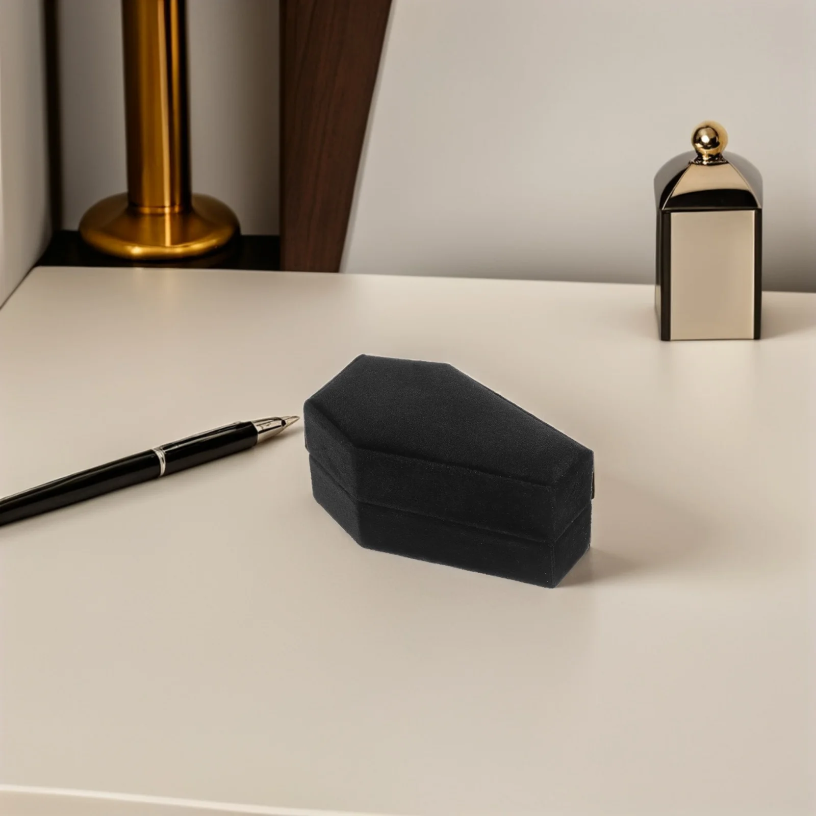 

Compact Coffin Shaped Ring Box Gothic Jewelry Storage Container Small Earring Holder Black Halloween Gift Box for Women