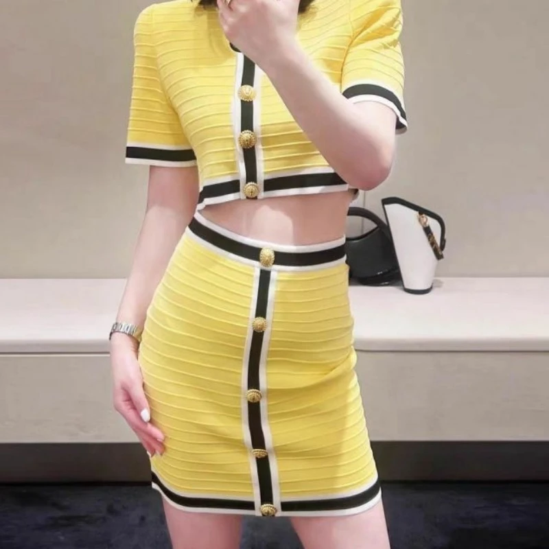 

Classic Tweed Mini Dress Women 2 Piece Set O Neck Button Short Crop Tops Mini Skirts Matching Stretch Elegant Streetwear Outfits