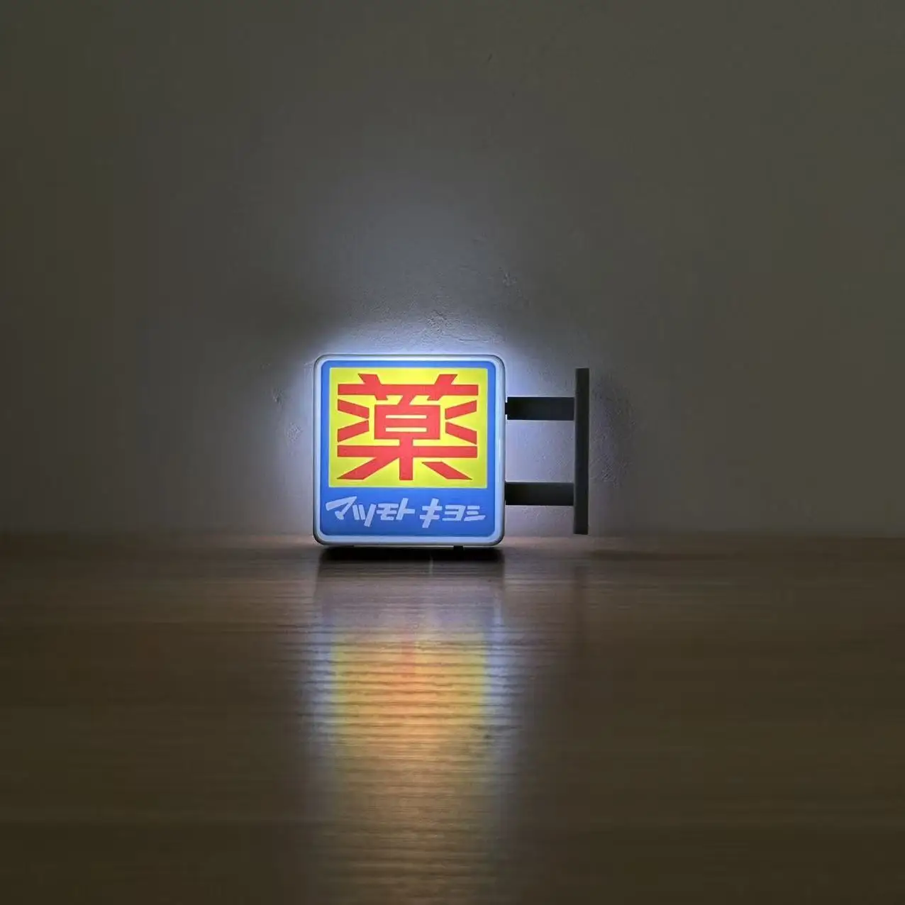 Japan New Luminous Fridge Magnets Mini Lightbox Led Light Sign