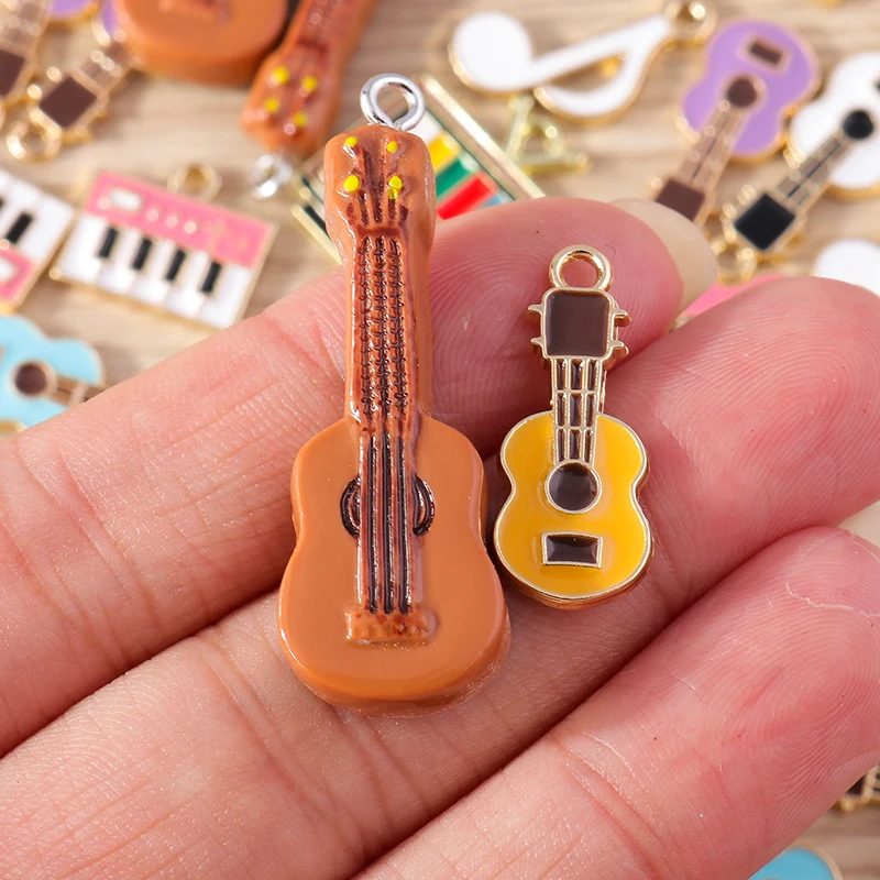 10pcs/lot Mix Cute Enamel Guitar Music Charms for Jewelry Making DIY Drop Earrings Pendants Necklaces Bracelets Crafts Supplies