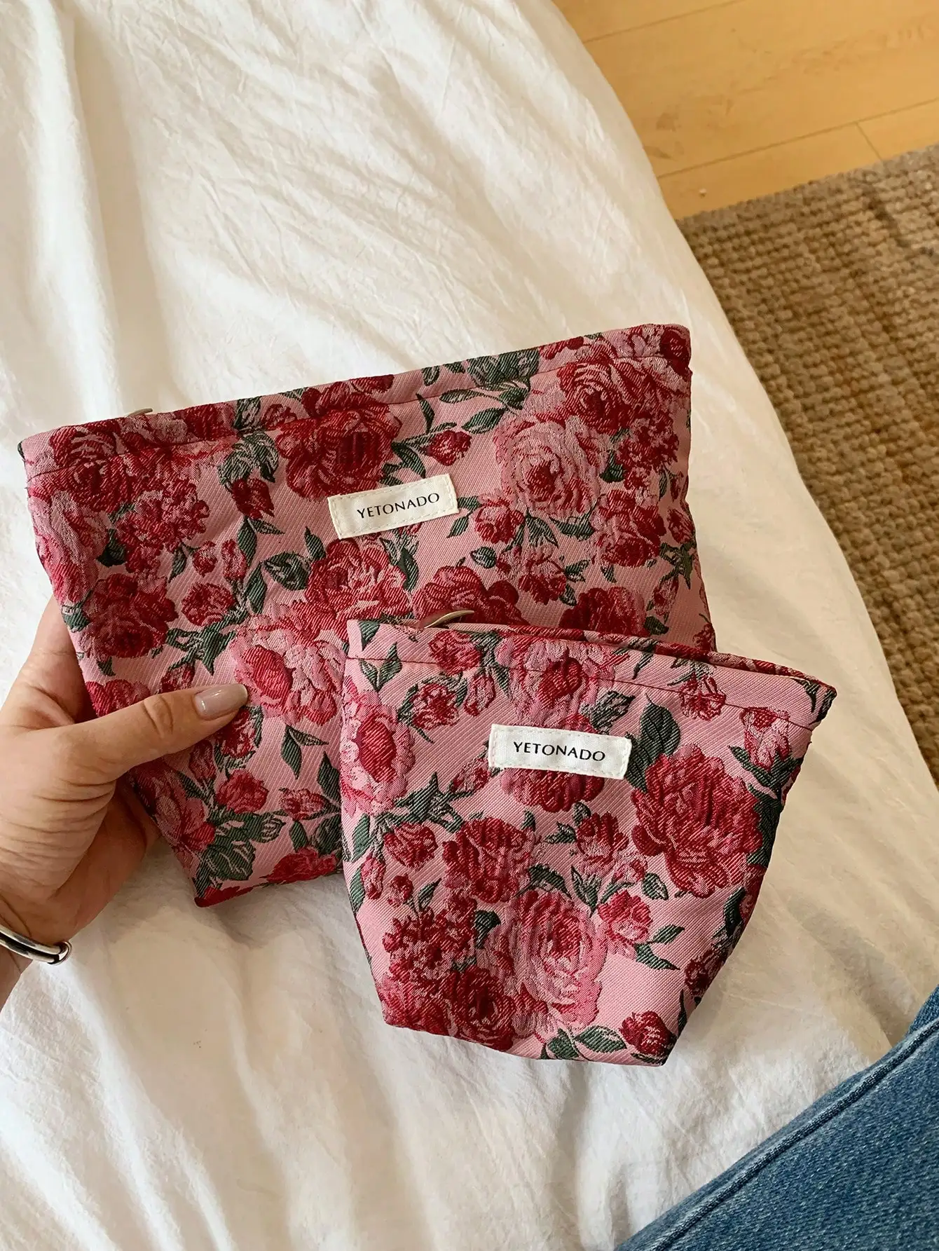 1pc/set Vintage Red Rose Makeup Bag, Rose Pattern Makeup Bag, Makeup Storage Bag, Cute Daily Washing Bag