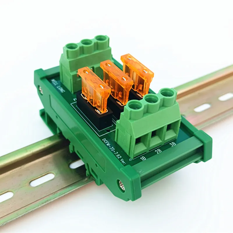 

Винтовая клемма для крепления на DIN-рейку, 3-канальный интерфейсный модуль предохранителя, держатель предохранителя, для мини-среднего и малого универсального автомобильного предохранителя переменного/постоянного тока 5 ~ 32 В