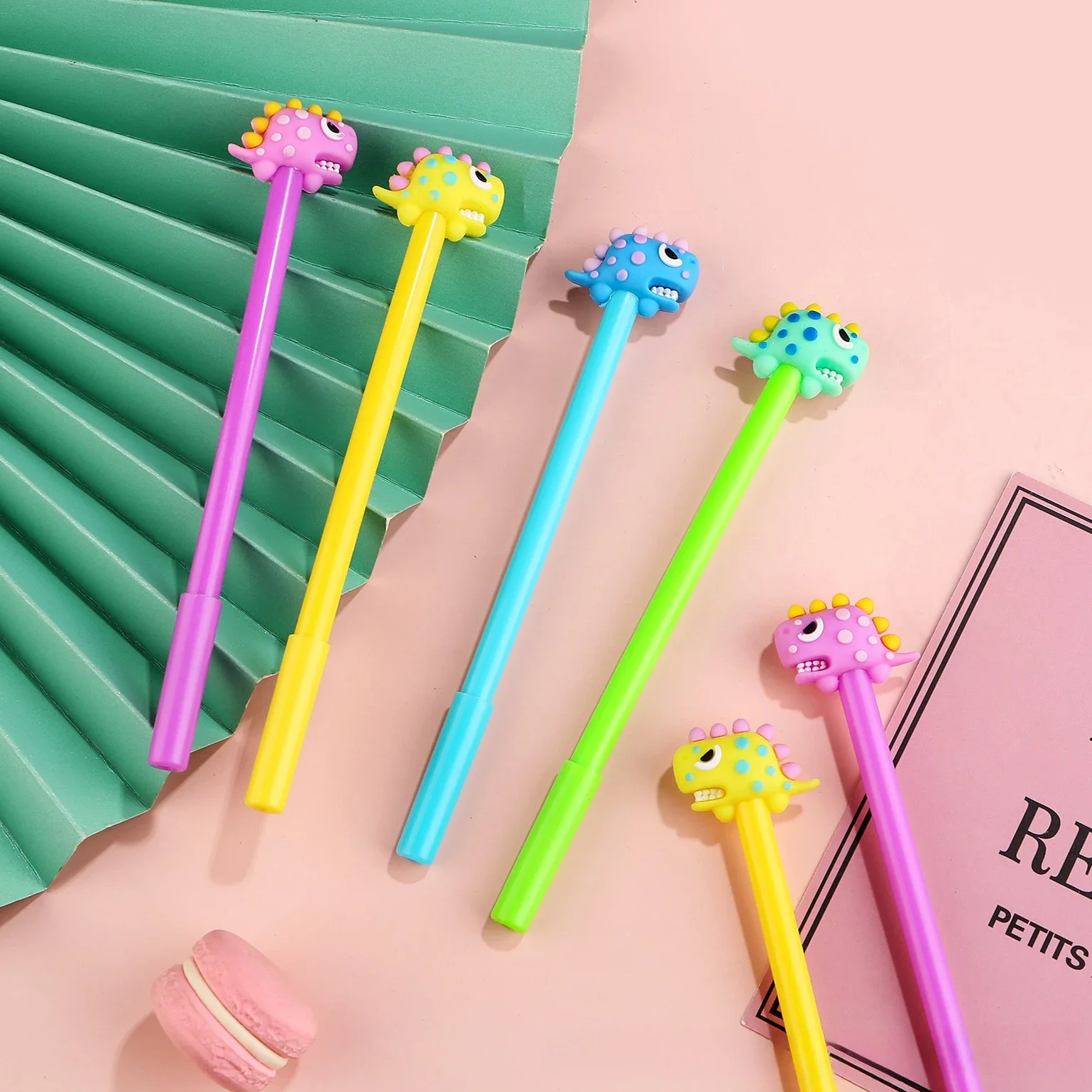 12Pcs Wholesale Creative Spotted Dinosaur Gender Pen, Cute Baring Tooth Dinosaur Student Stationery Signature Pen