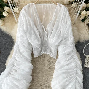 بلوزة شيفون صيفية مثيرة للنساء أنيقة على شكل حرف V نفخة بأكمام طويلة قمصان قصيرة للنساء قمصان حفلات ضئيلة 2022 أزياء جديدة أفضل 6 مبيعات للبلوزات الجميلة والمختلفة - رقم 4