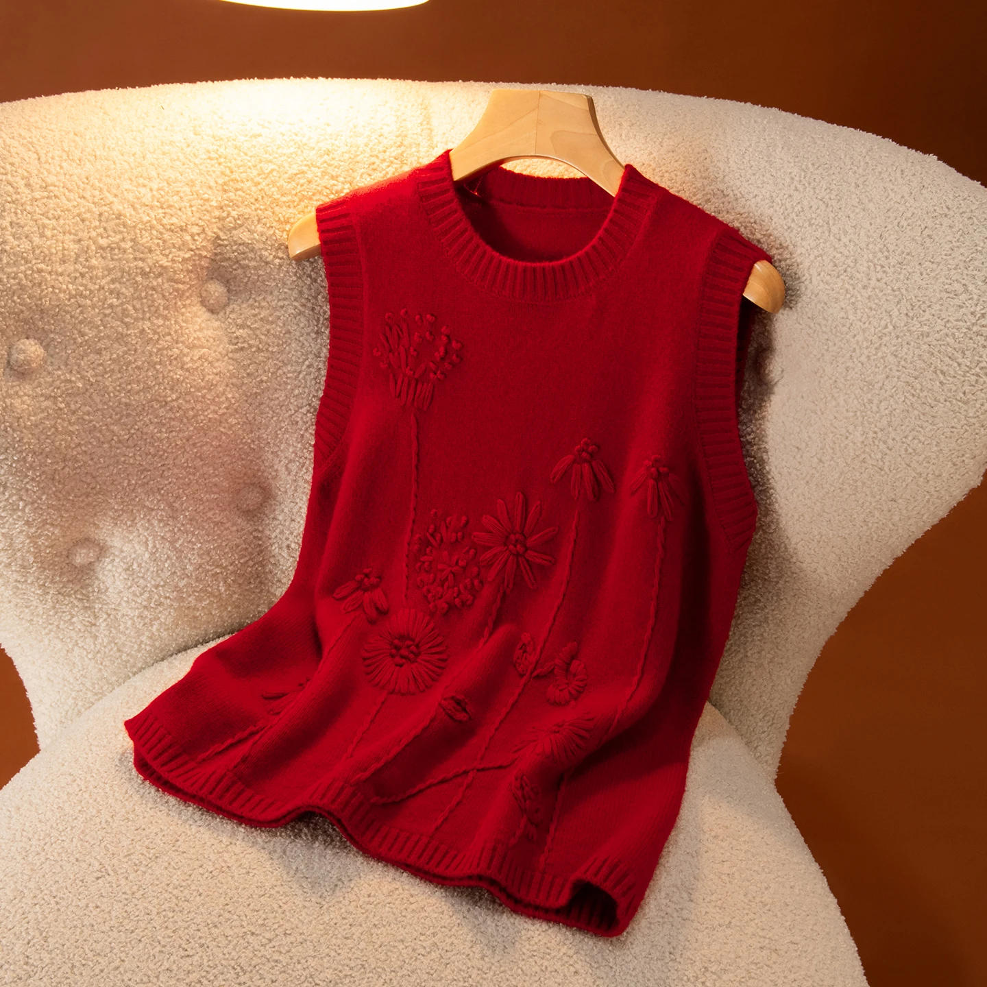 

Red round Ne Svel Knitted Vest Women's Versatile Loose Fit Sweater Top Layering Sle Floral Decoration Winter Faion