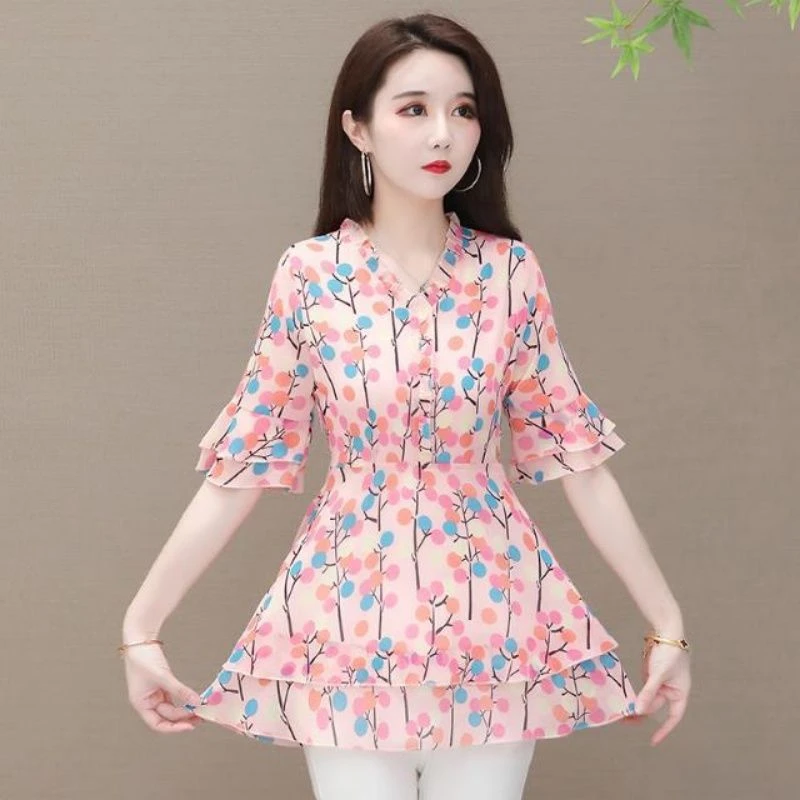 

Elegant Floral Print Chiffon Shirt Women's Fashionable Top Waist Cinched Bell Sleeve Summer New Arrival Korean Style Commute