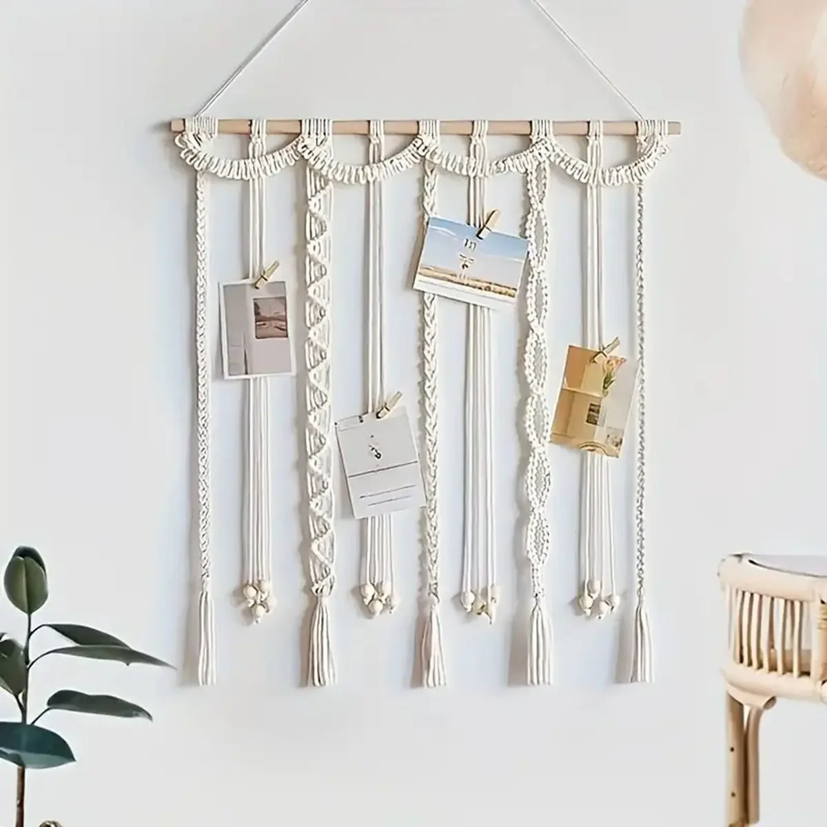 Homegood Boho Photo Display Clip Handmade Exquisite Tassel Wall Hanging Decoration Photograph Storage Tool with 20 Wooden Clips
