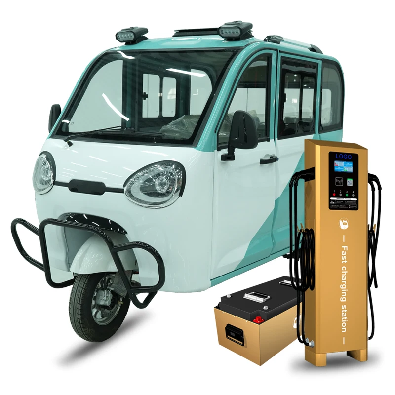 Tuk Tuk électrique 1800W Charge rapide Tricycle électrique passager Station de Charge rapide véhicule électrique fermé portée 180km