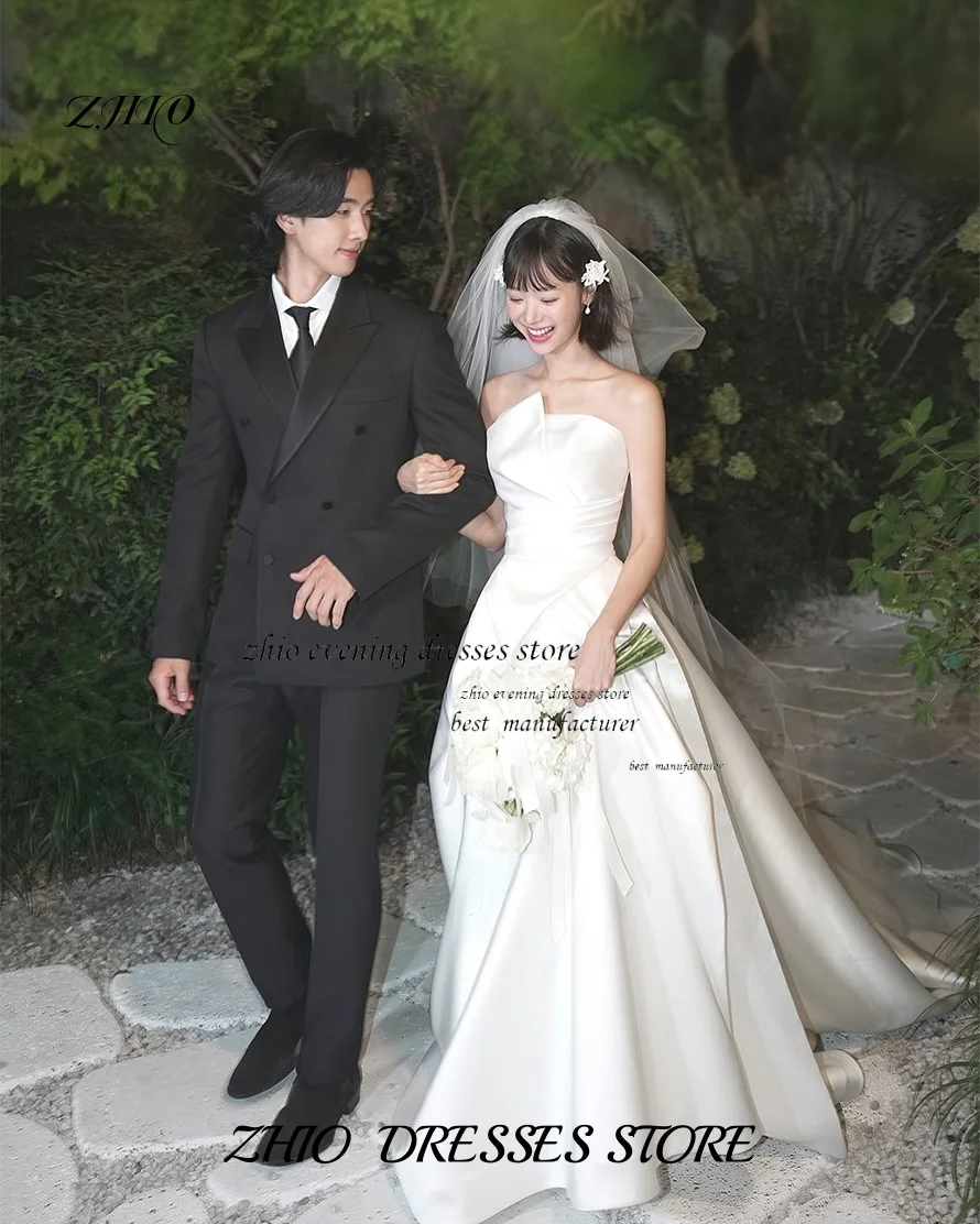 ZHIO أنيق أبيض على شكل حرف a من الساتان الكوري لحفلات الزفاف بدون حمالات مطوي بدون أكمام مخصص مشد فساتين زفاف رومانسية