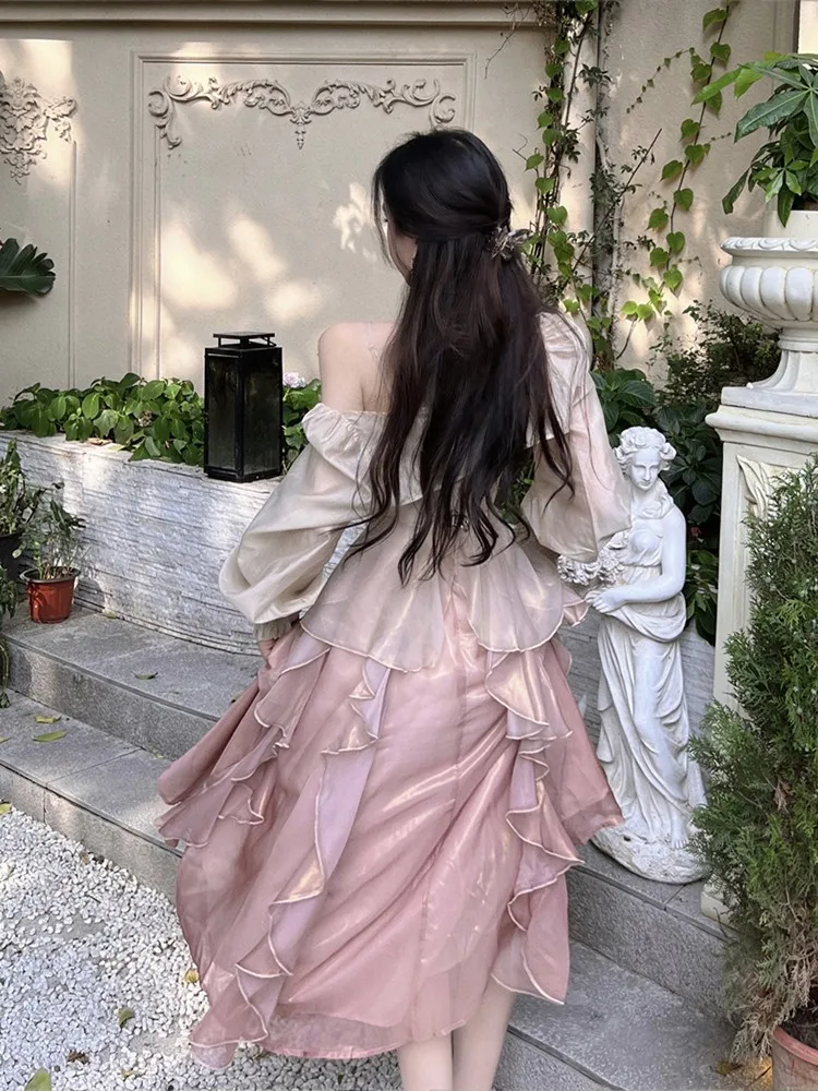 Vestito lungo da principessa elegante ad alto senso con spalline sottili arruffate a caldo dolce stile corte per ragazze leggermente oversize