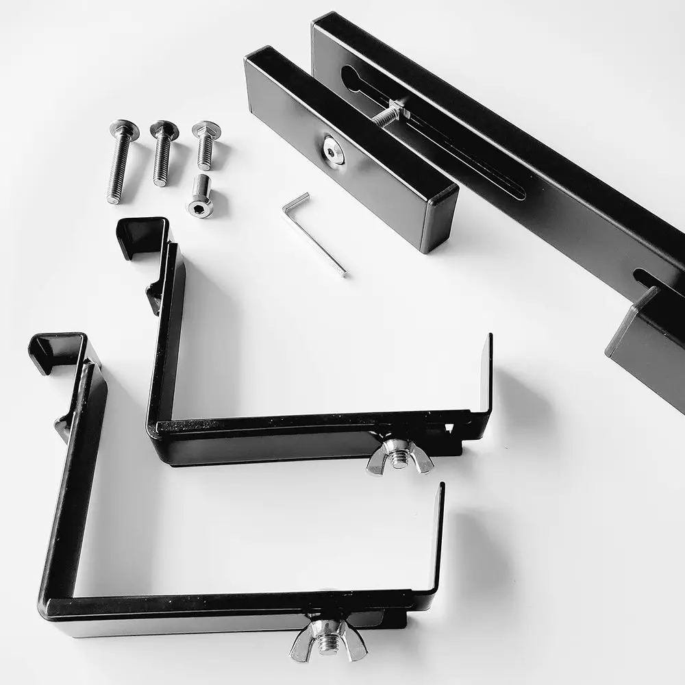 

Универсальный держатель для кашпо на перила террасы для 16-32 кашпо с защитными монтажными комплектами