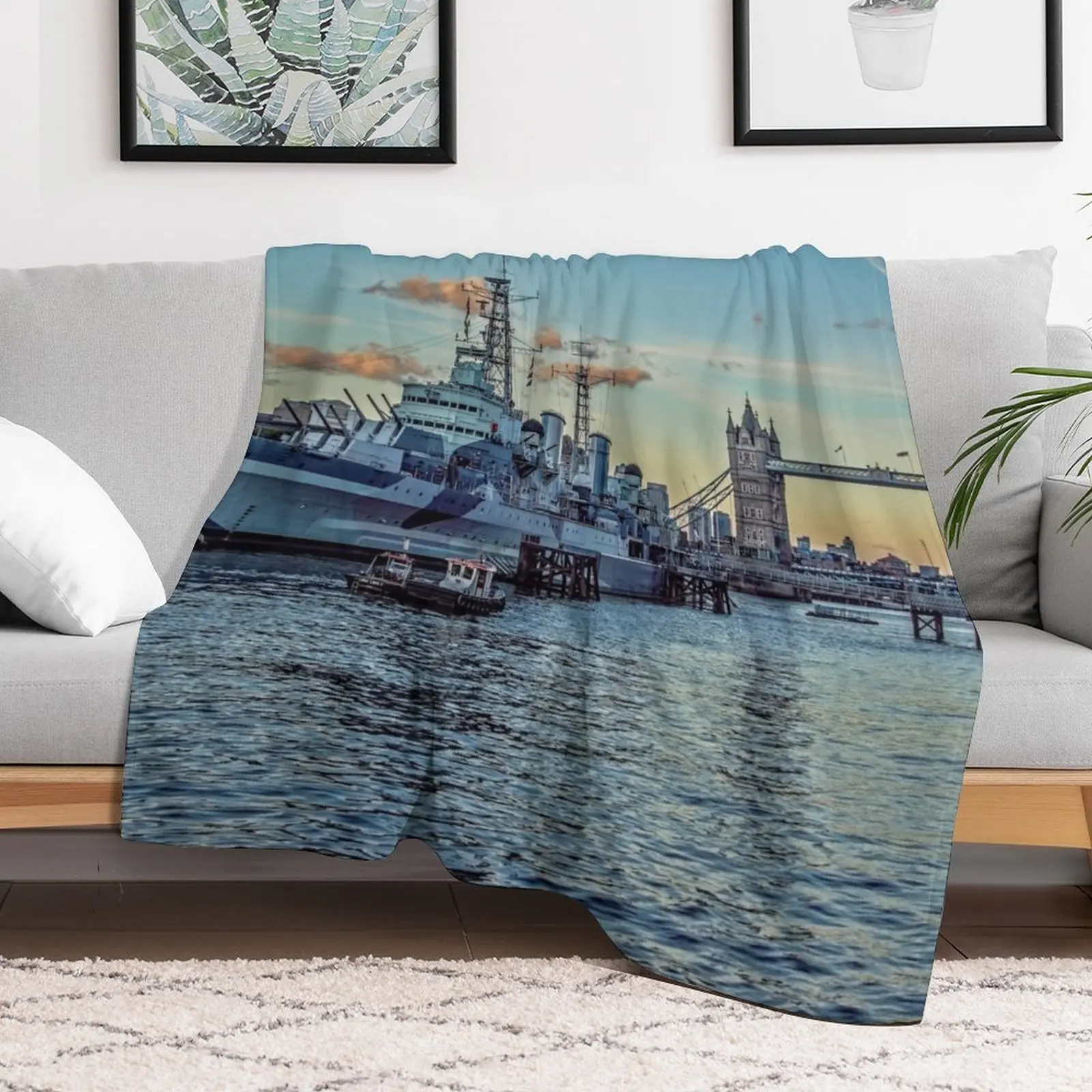 #321 HMS Belfast and Tower bridge in London Throw Blanket decorative Flannels Multi-Purpose Plaid on the sofa Blankets