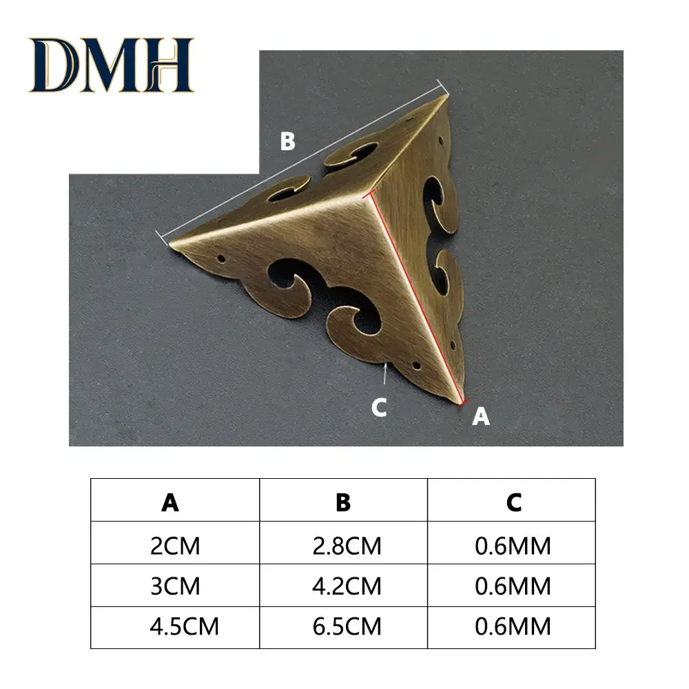 DMH-4pcs Box Corners Brackets for Home Decorative Triangle Gift Metal Table Chair Corner Protectors Furniture Hardware