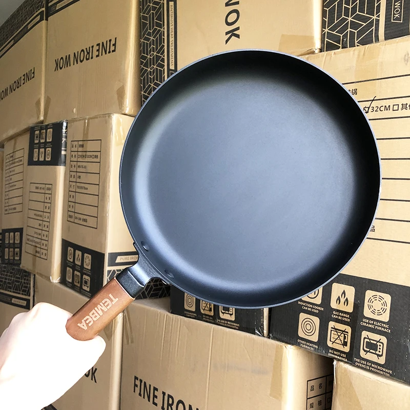 Export pan domestic iron pan  frying pan frying pan frying pan Non-stick  General Use for Gas and Induction Cooker cast iron