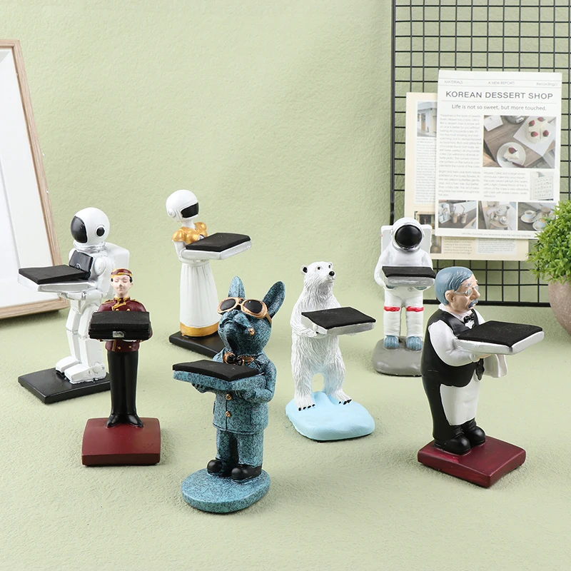 1Pc Watch Holder Astronaut Housekeeper Servant Watch Display Stand Robot Puppy Watch Jewelry Storage Display Rack