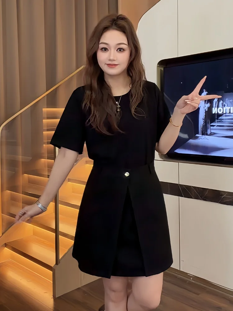 

Black Short Sleeve T-Shirt Dress plus Size Women's Casual High Waist A-Line Skirt Summer New Style Button Detail Polyester Fiber