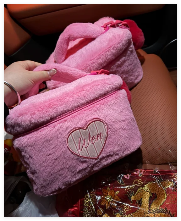 

Japanese Sweet Cute Plush Letter Embroidery Versatile Portable Cosmetic Bag Large Capacity Travel Wash Zipper Lolita Bags Women