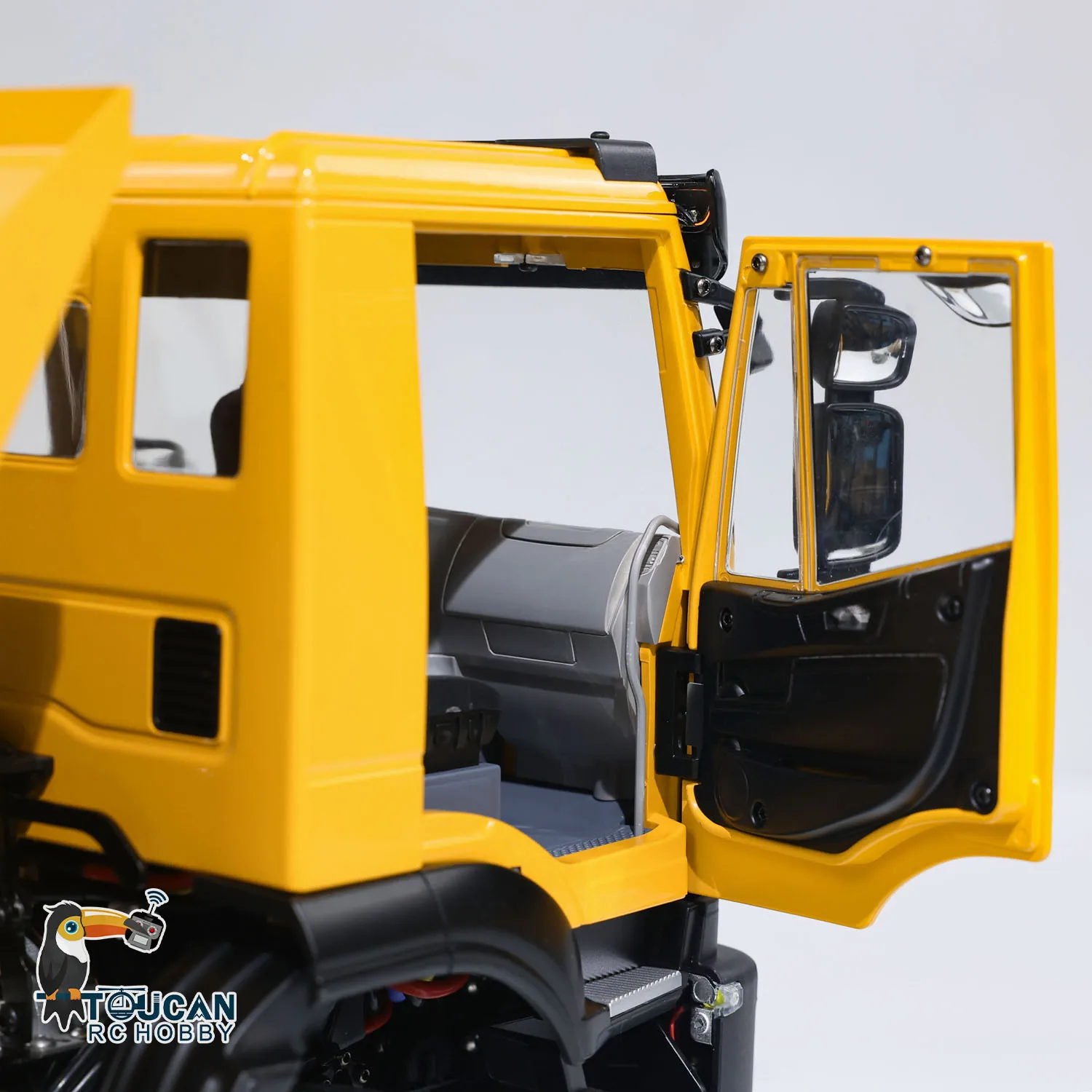 1/14 Hydraulic RC Tipper Truck Metal 8x8 Flip-over Cover Remote Control Dump Car With Light Sound Vehicle Machine Hobby Toys - view 4
